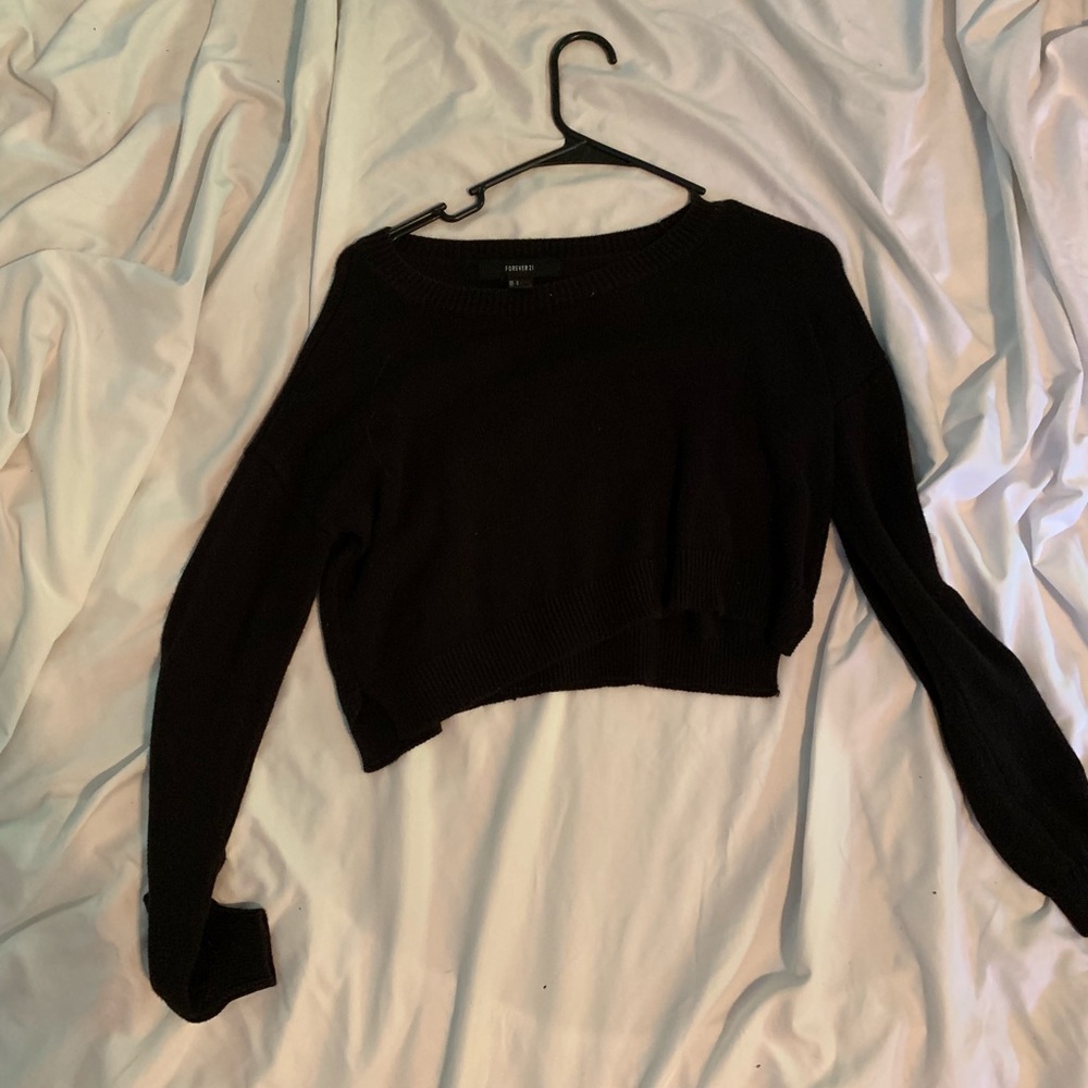 Sweater crop top